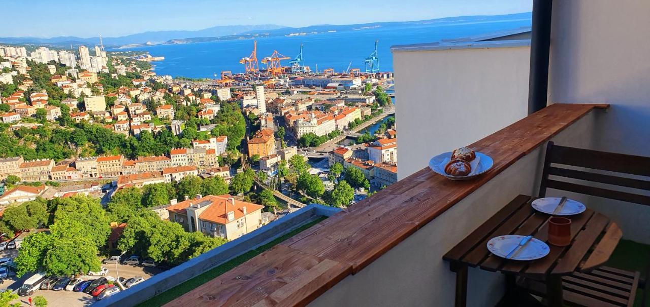 City Lights Penthouse Риека Экстерьер фото
